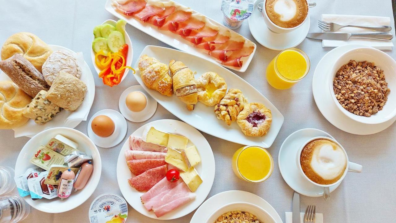 Hotel Brenner - Stop & Go Vipiteno Bagian luar foto