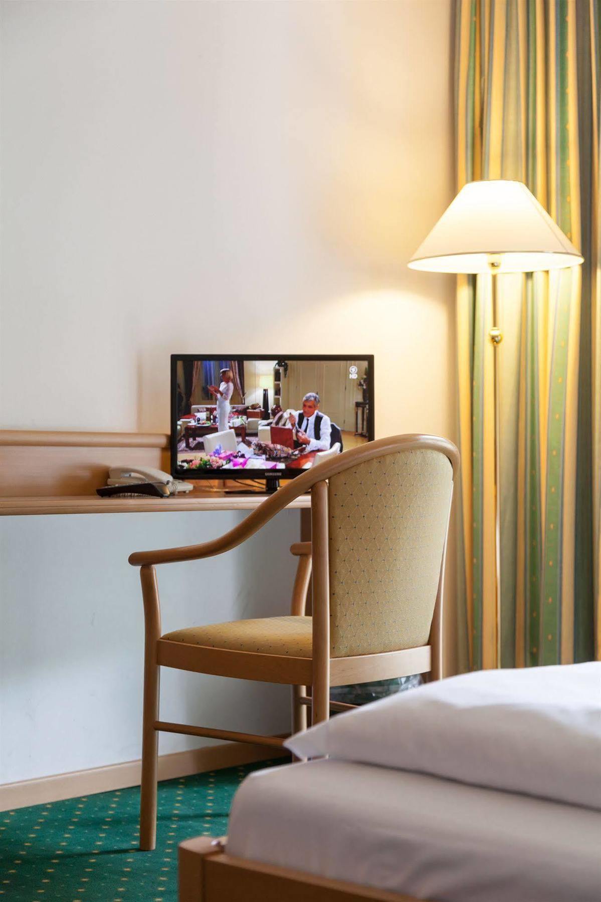 Hotel Brenner - Stop & Go Vipiteno Bagian luar foto